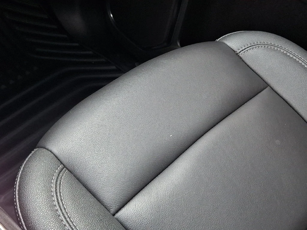 Used 2024 Summit White Chevrolet RST image 27