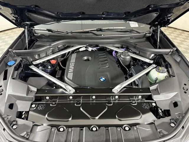 New 2026 Carbon Black Metallic BMW xDrive40i image 32