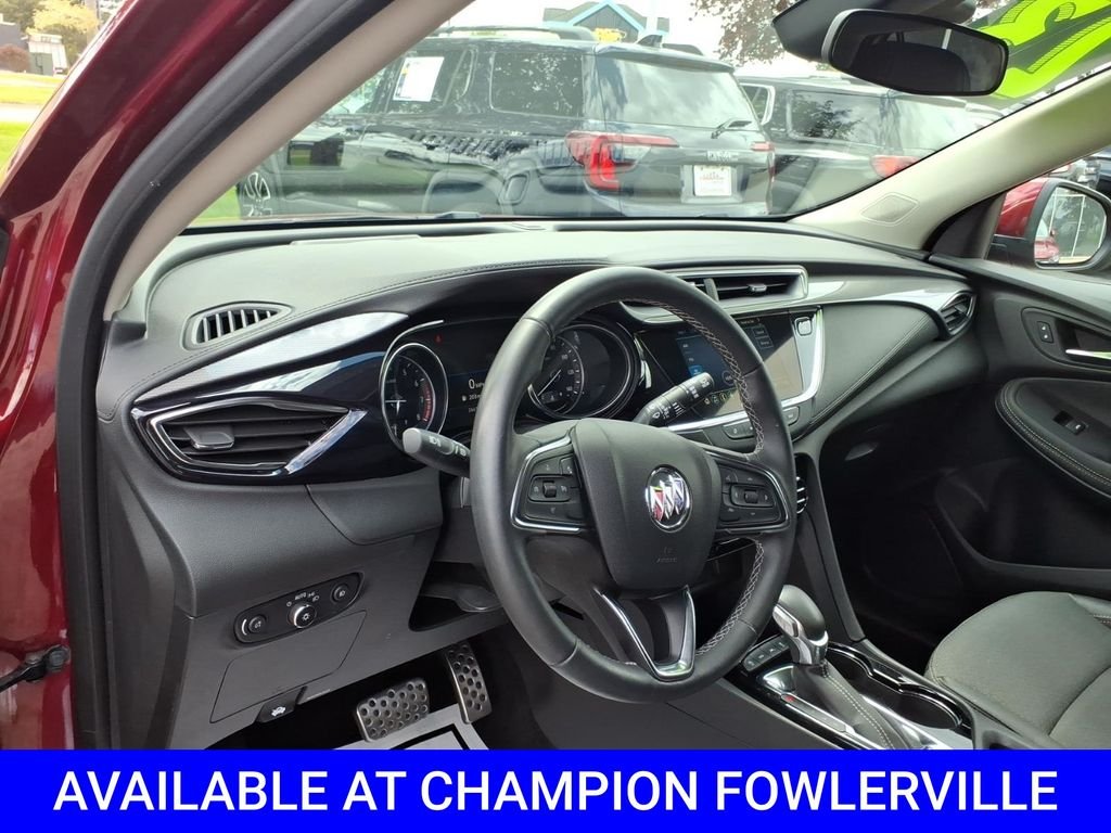 Used 2023  Buick Select image 14