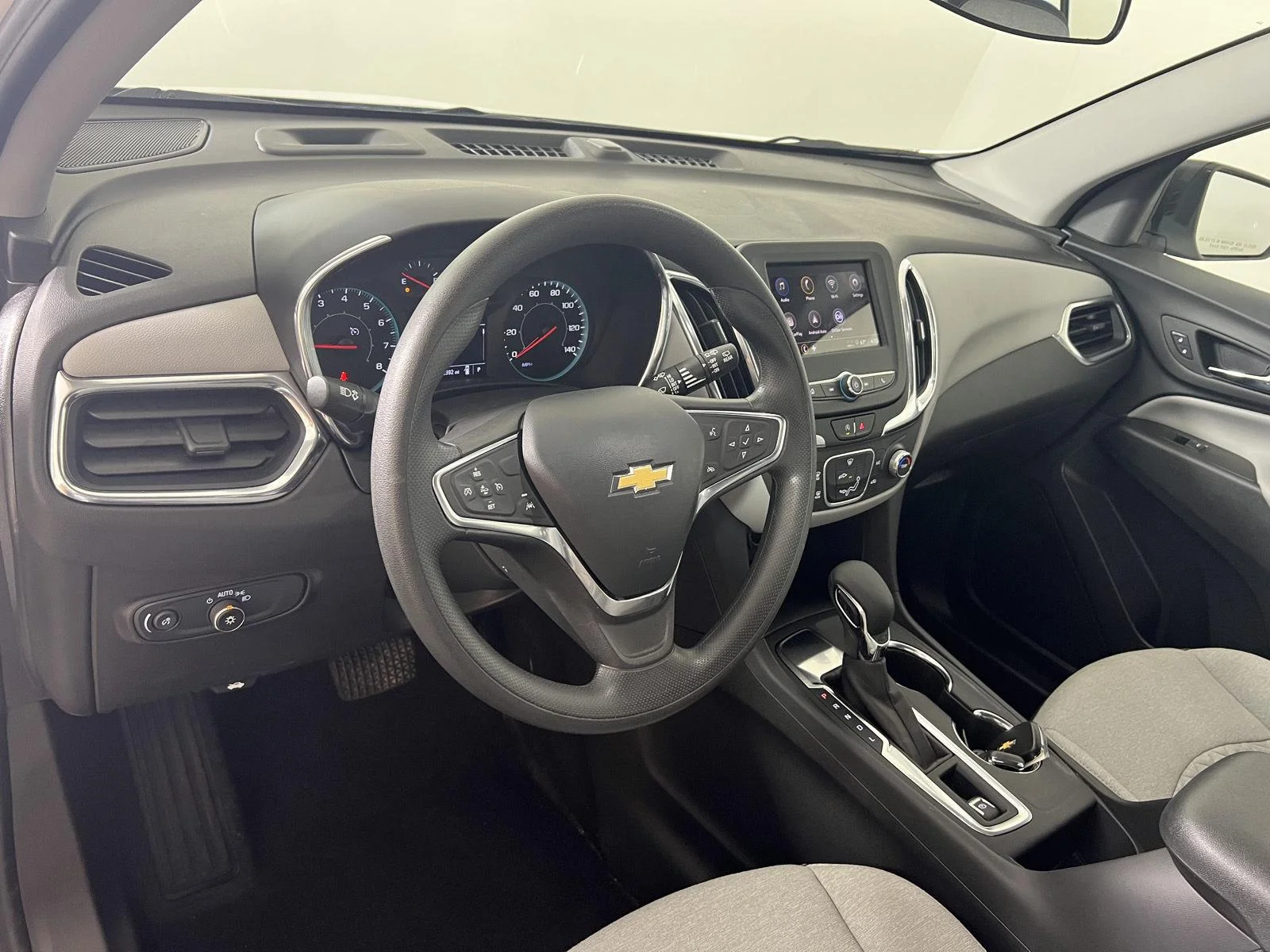Used 2024 Summit White Chevrolet LS image 5