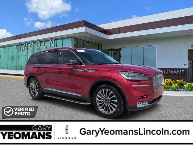 Certified Used 2020 Red Lincoln Reserve image 1