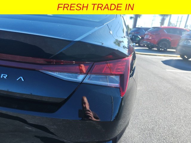 Used 2023 Black Hyundai SEL image 23