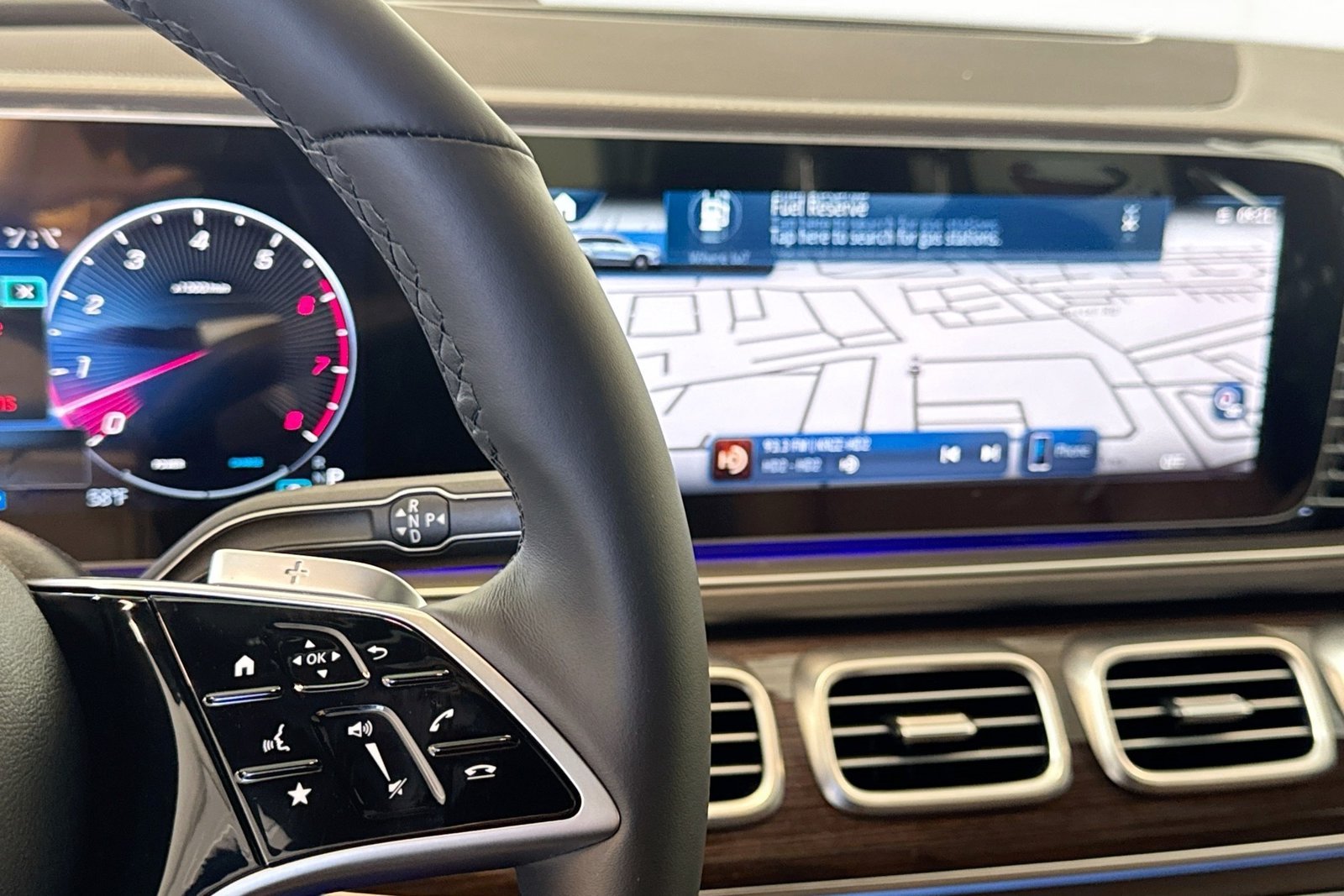 New 2026 Obsidian Black Metallic Mercedes-Benz GLS 450 image 15
