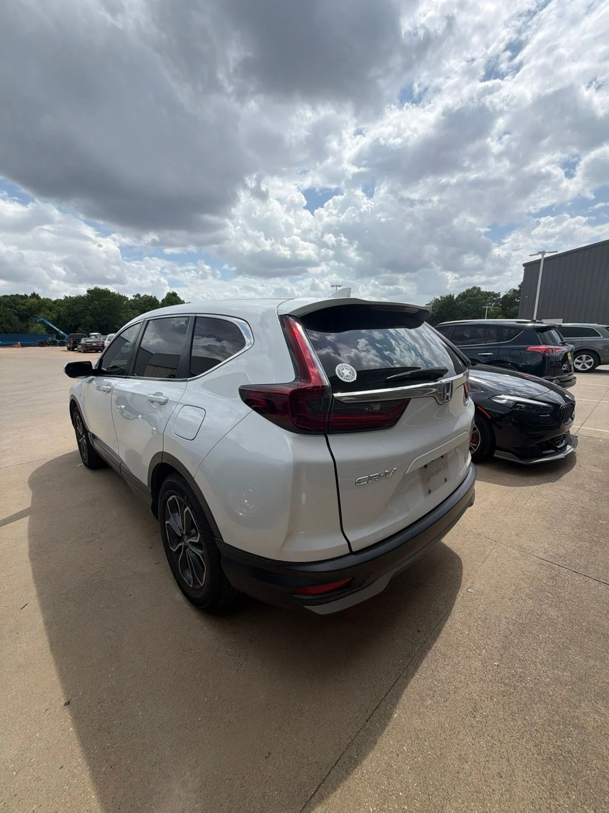 Used 2021 White Honda EX image 3