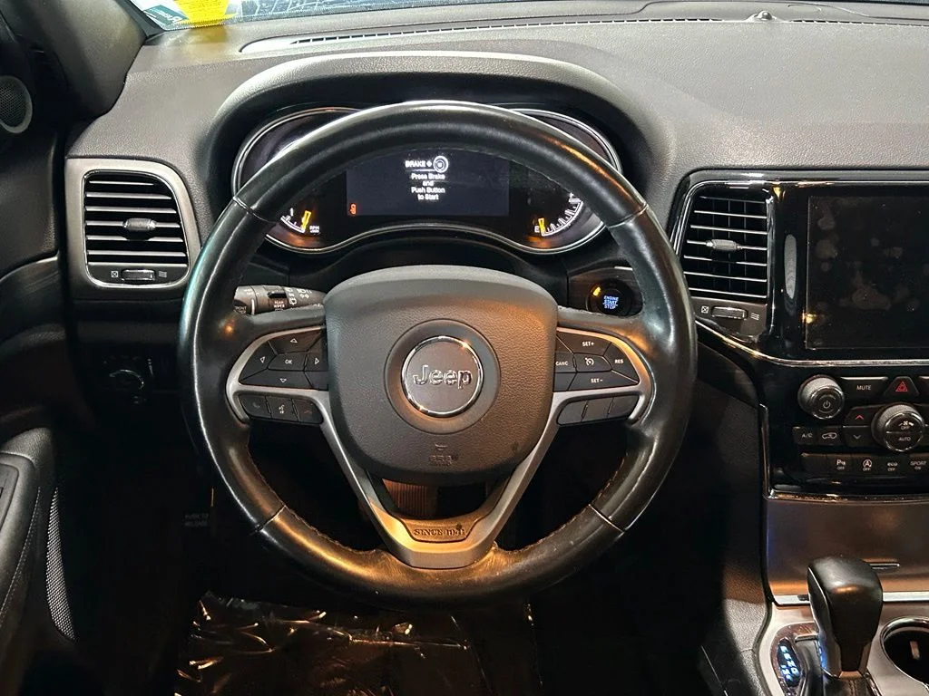Used 2020 Bright White Clearcoat Jeep Altitude image 9