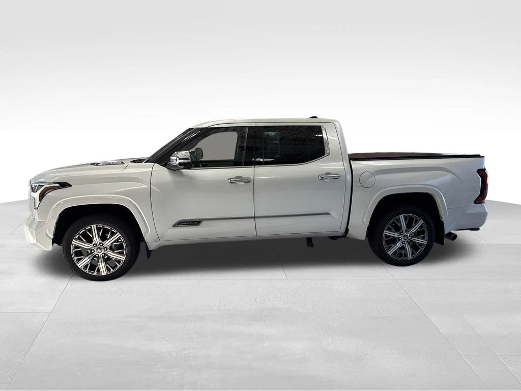 Used 2023 Beige Toyota Capstone image 3