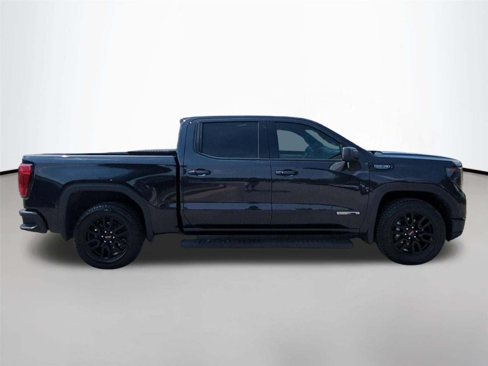 Used 2024 Onyx Black GMC Elevation image 6