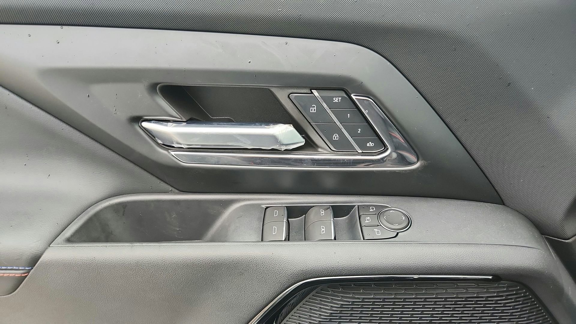 2024 Chevrolet Silverado EV RST - Photo 35