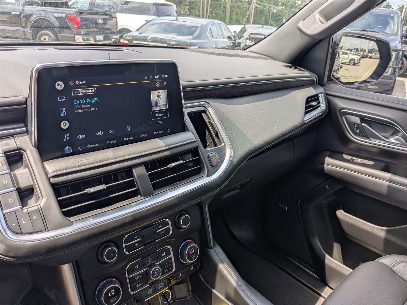 Used 2022 Black Chevrolet Z71 image 17