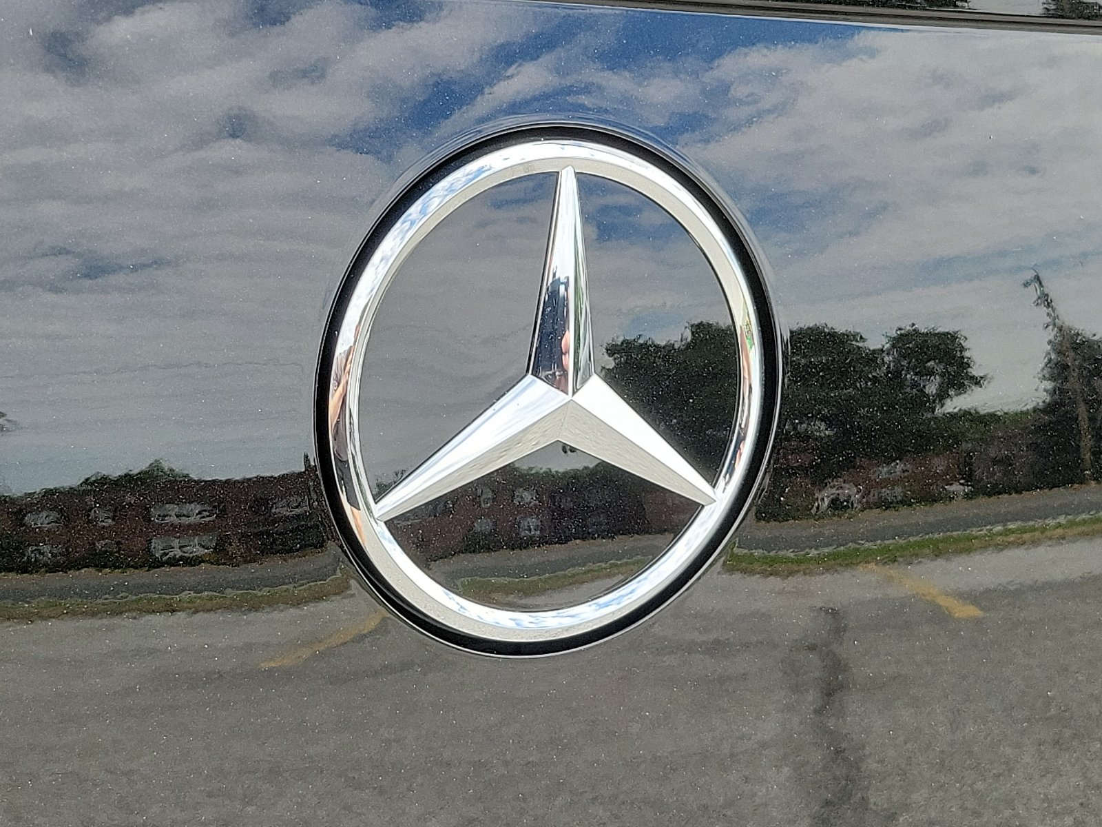 Certified Used 2024 Obsidian Black Metallic - 197 Mercedes-Benz AMG® GLE 53 image 22