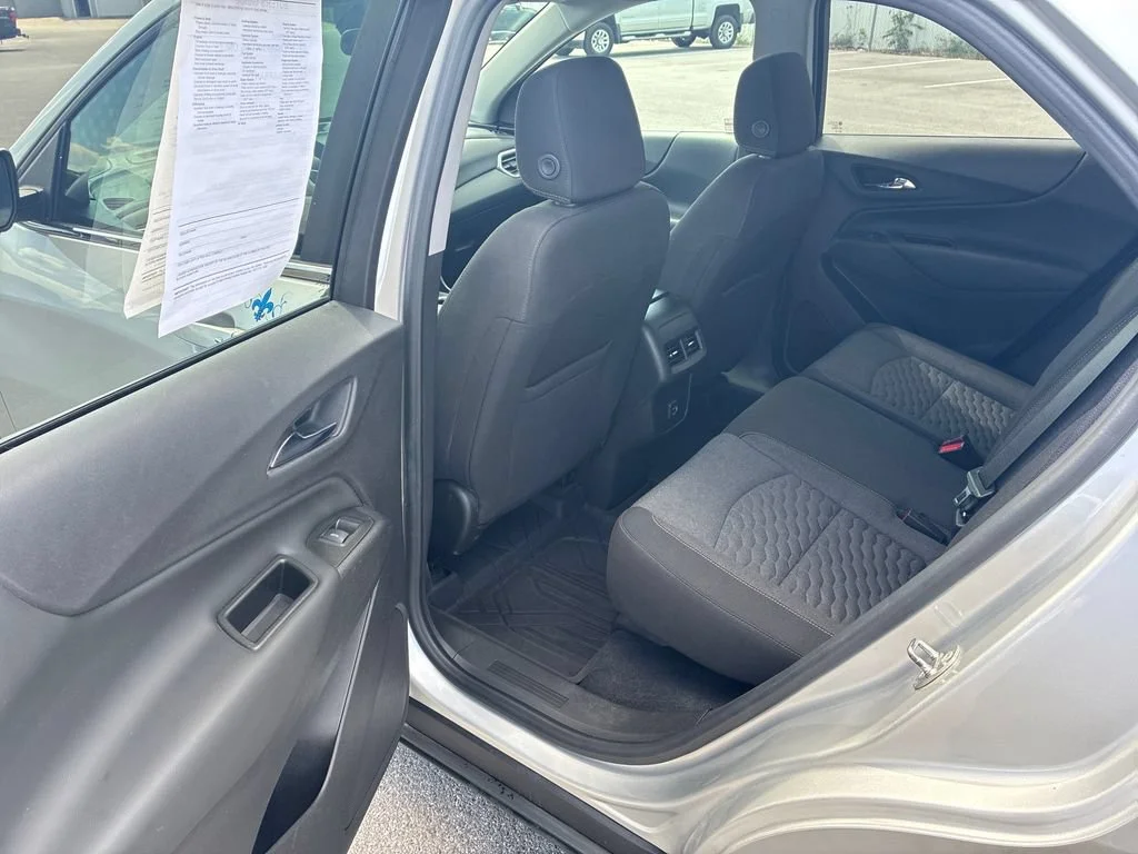 Used 2021 SILVER ICE METALLIC Chevrolet LT image 41