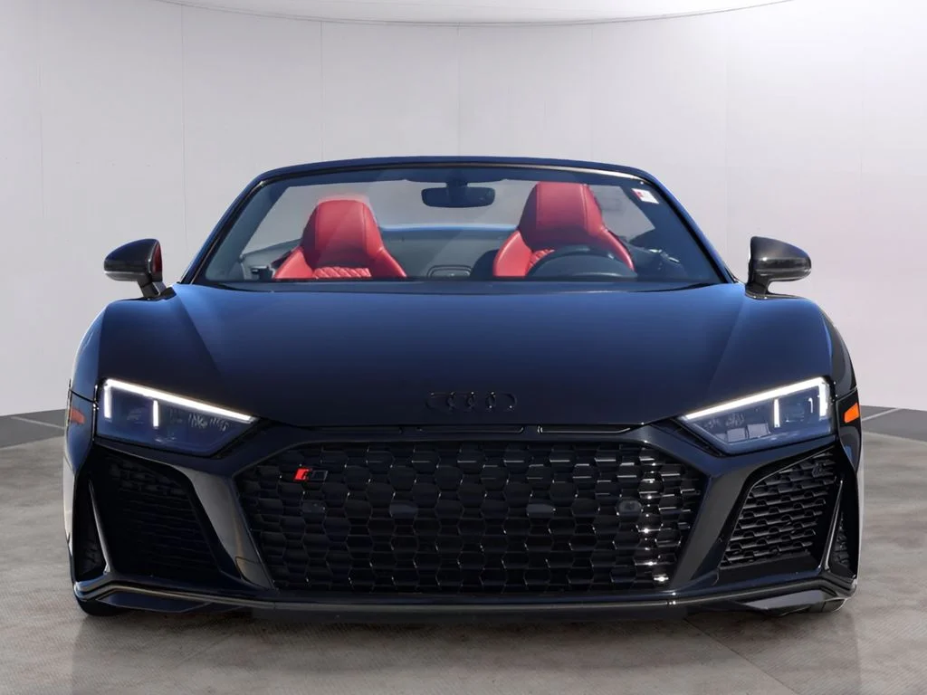Used 2023 Mythos Black Metallic/Black Roof Audi V10 performance image 2