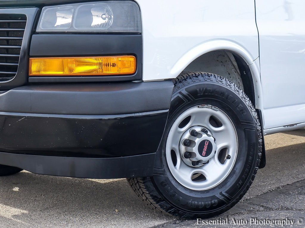 2018 GMC SAVANA - Image 3