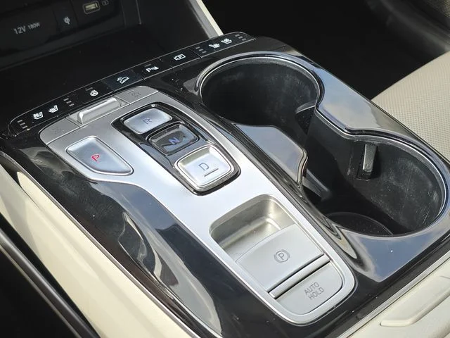 Used 2022 Gray Hyundai Limited image 31