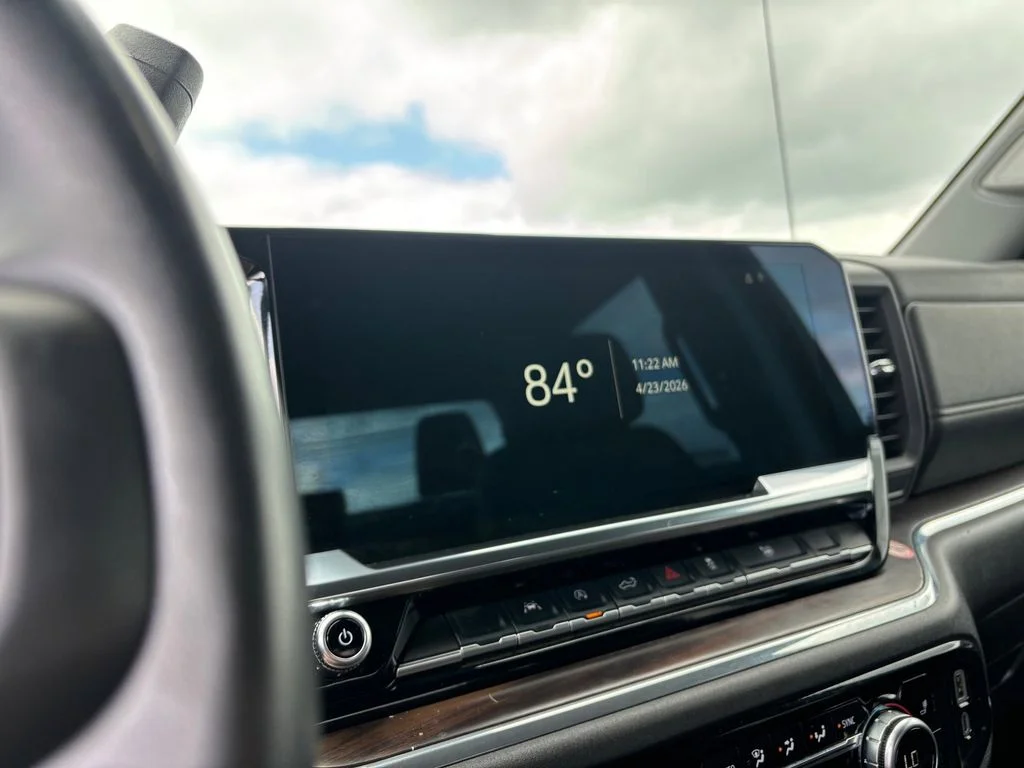 Used 2025 Black GMC SLT image 21