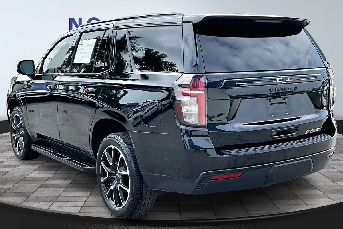 Used 2023  Chevrolet 2WD RST image 4