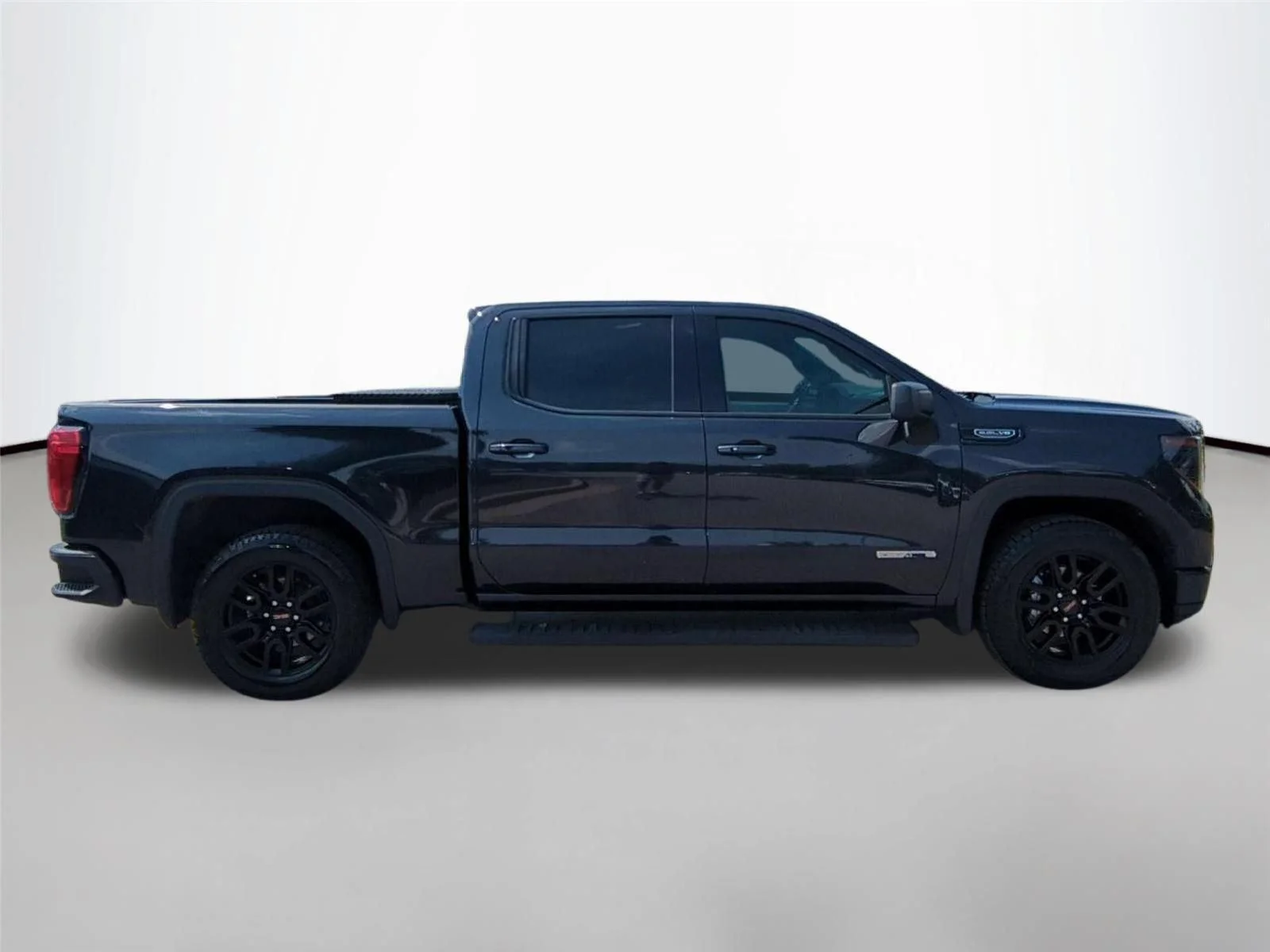 Used 2024 Onyx Black GMC Elevation image 6