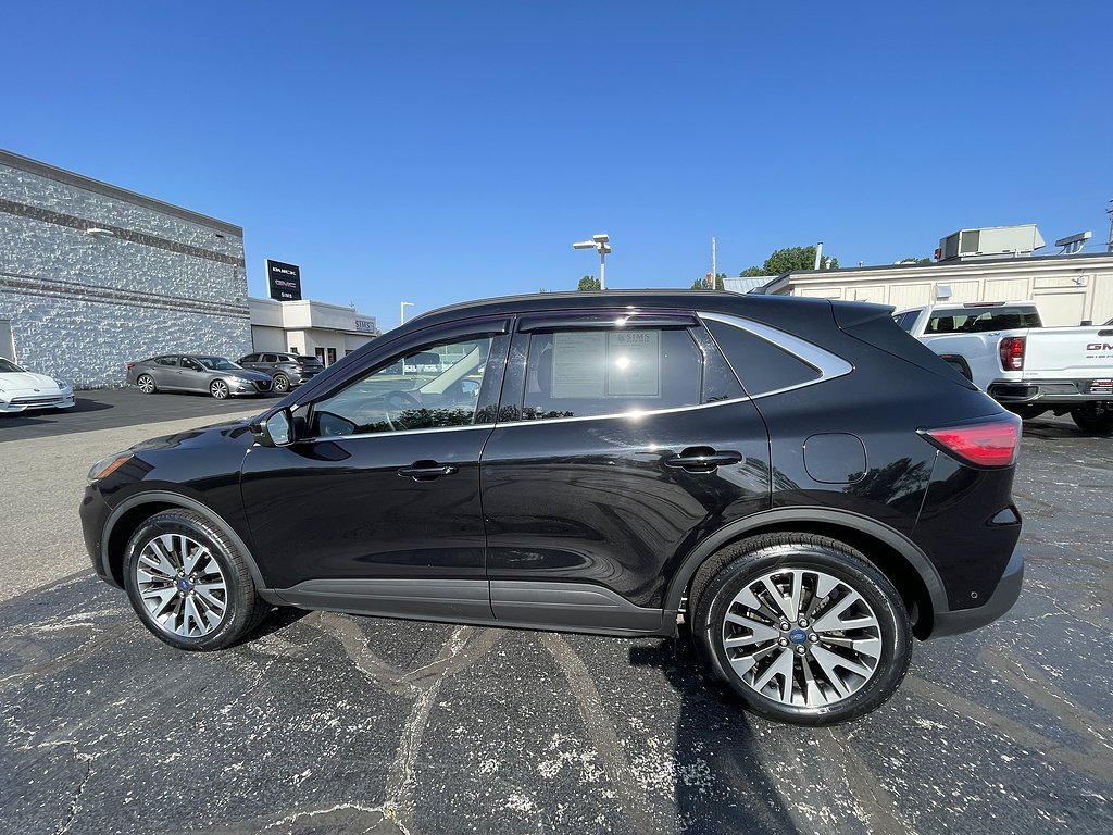 Used 2020 Agate Black Metallic Ford Titanium image 15
