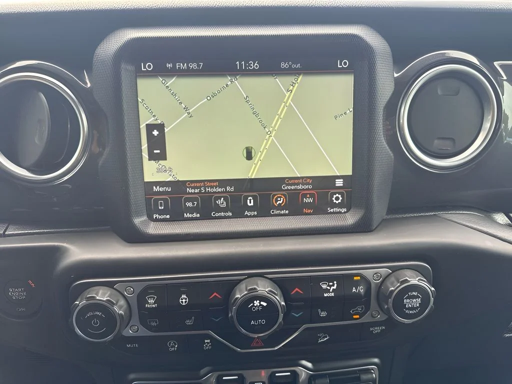 Used 2020 Gray Jeep Unlimited Sahara Altitude image 10