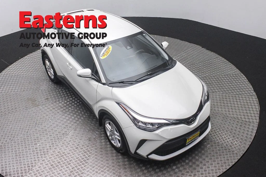Used 2021 White Toyota LE image 3
