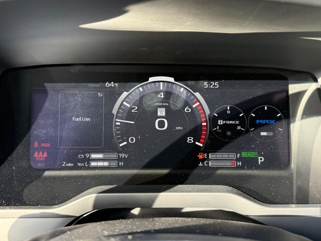 2026 Toyota Tundra Platinum - Photo 16