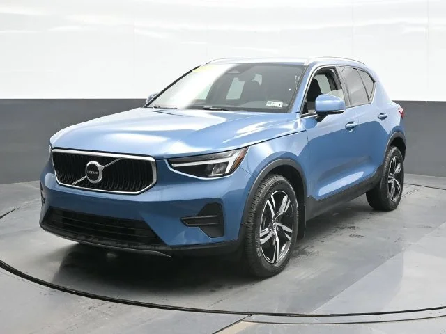 2023 Volvo XC40