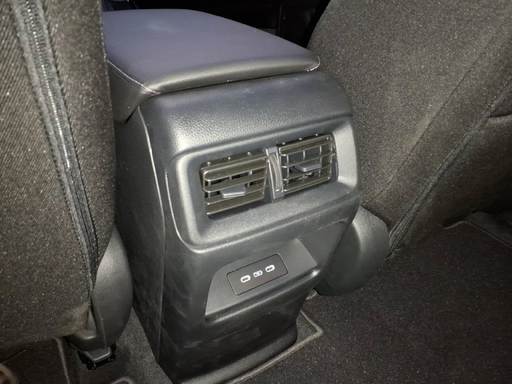 New 2027 Platinum White Pearl Honda EX AWD image 4