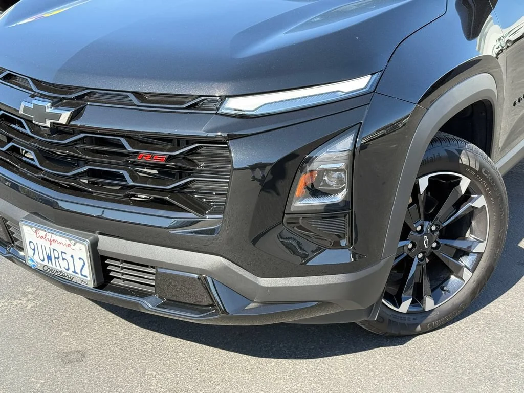 Used 2026 Mosaic Black Metallic Chevrolet RS image 3