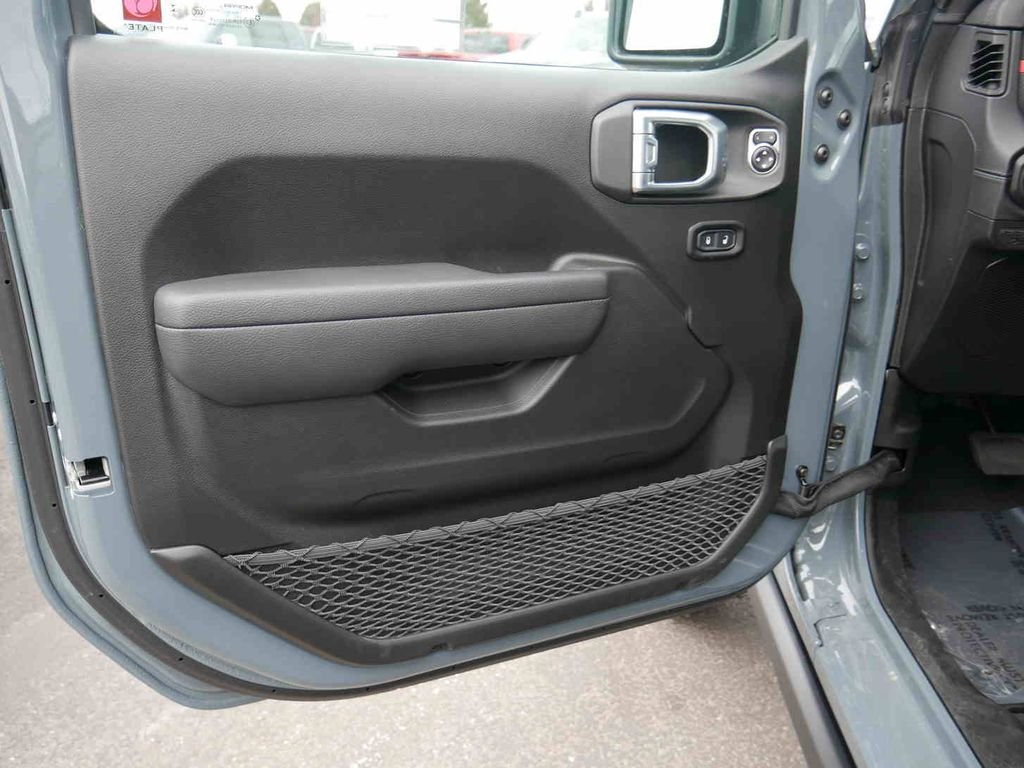 New 2026 Anvil Clearcoat Jeep Rubicon image 26