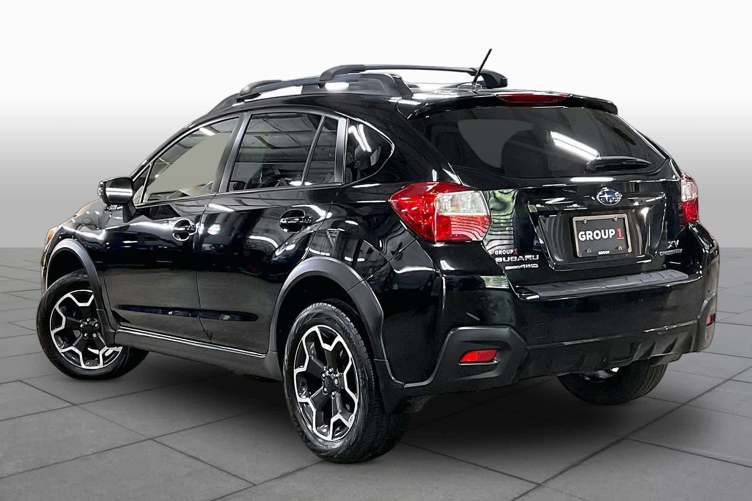 Used 2015 Crystal Black Silica Subaru Limited image 12