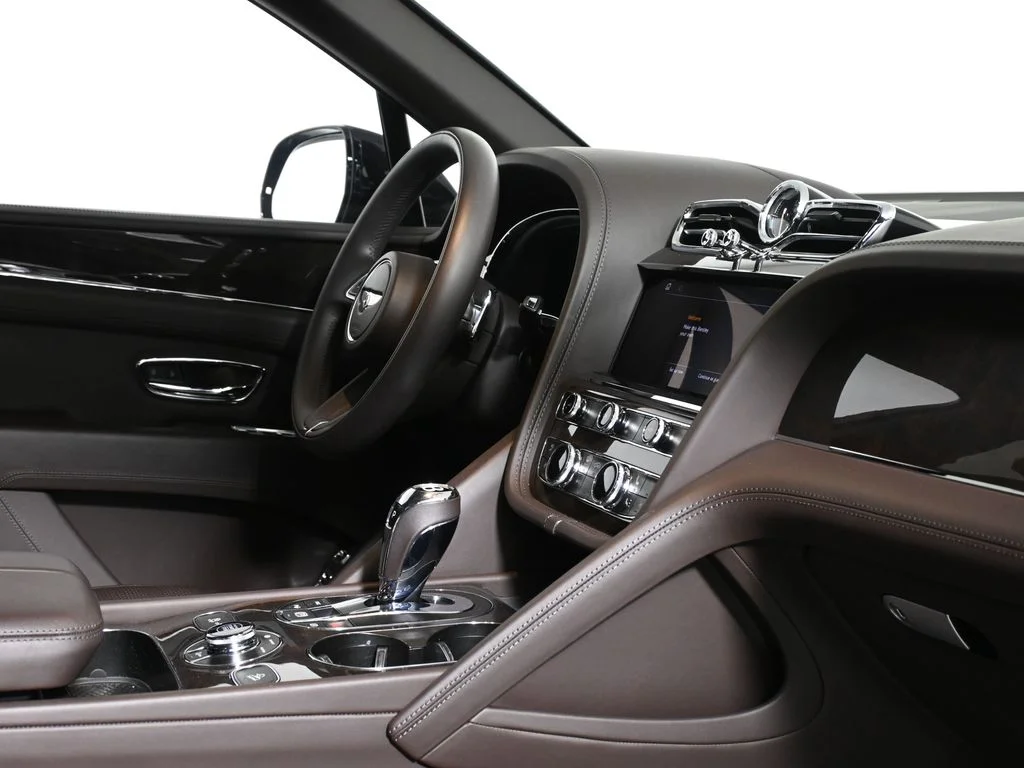 Used 2022 Blue Bentley S image 37