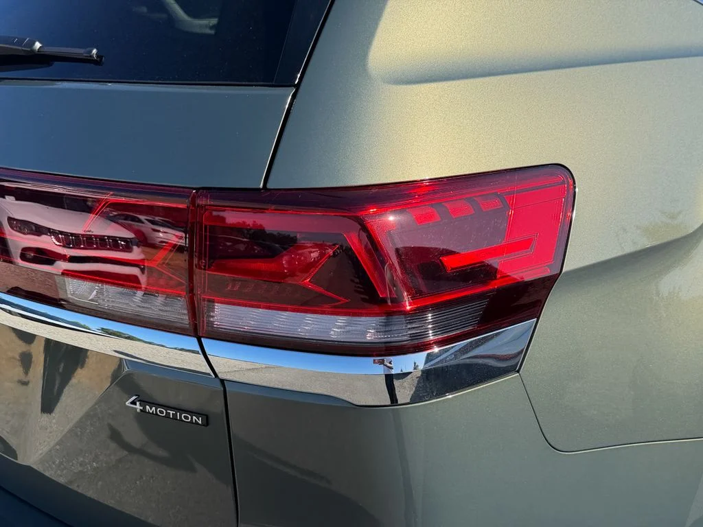 New 2026  Volkswagen SE w/Technology image 6