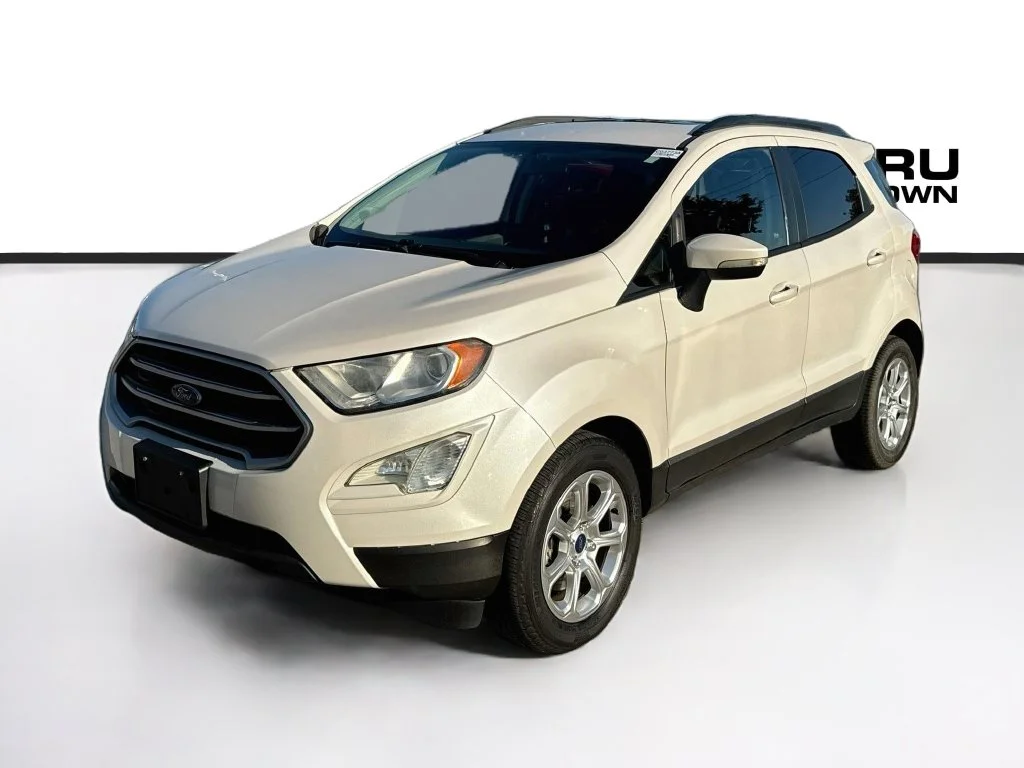 Used 2018 White Ford SE image 3