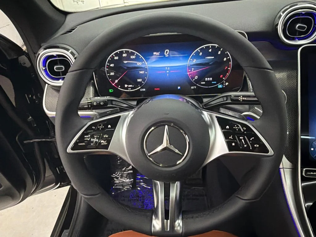New 2027 Black Mercedes-Benz GLC 300 image 16