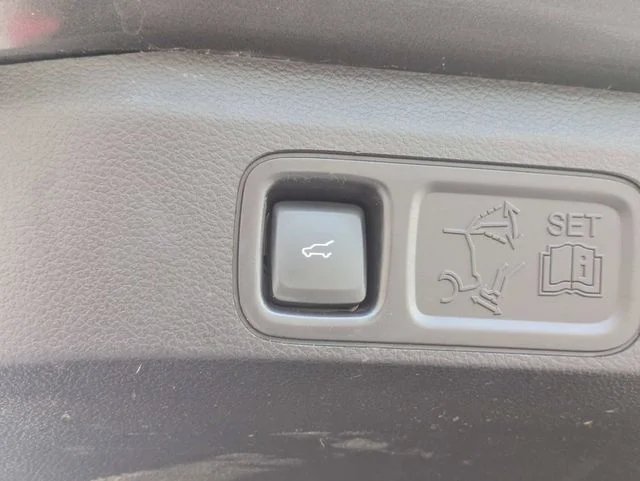 Used 2019 Gray Ford Platinum image 14