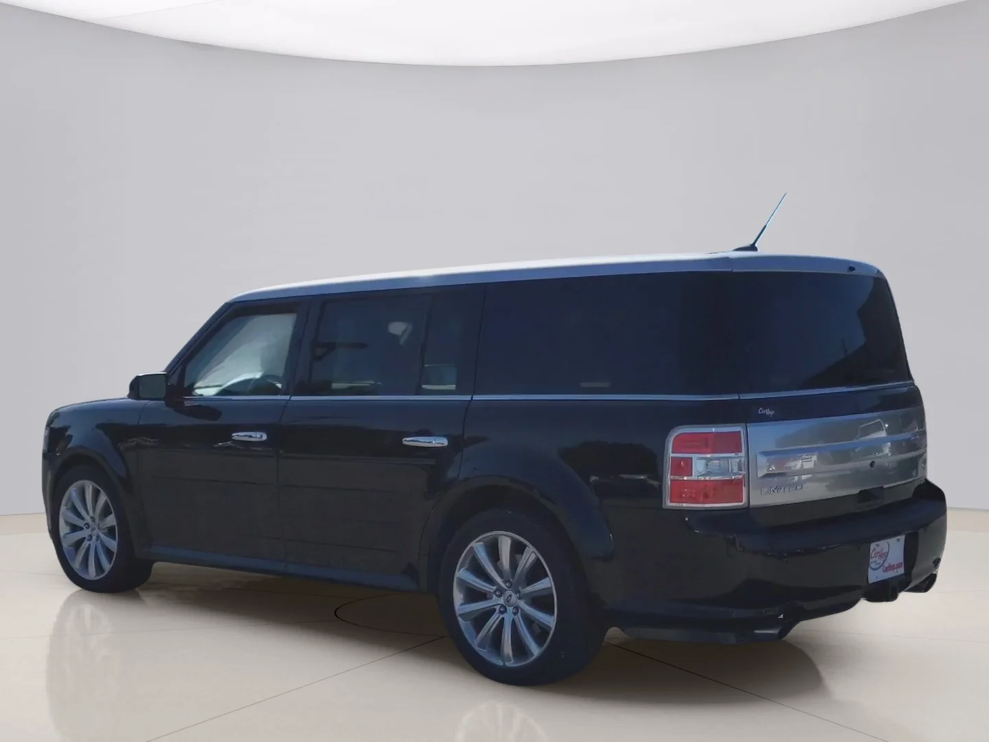 Used 2017 Black Ford LIMITED image 3