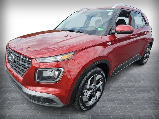 Used 2024 Red Hyundai SEL image 3