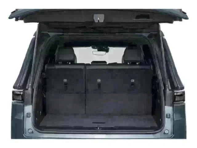 New 2026 Bright White Clear-Coat Exterior Paint Jeep Limited Altitude image 8