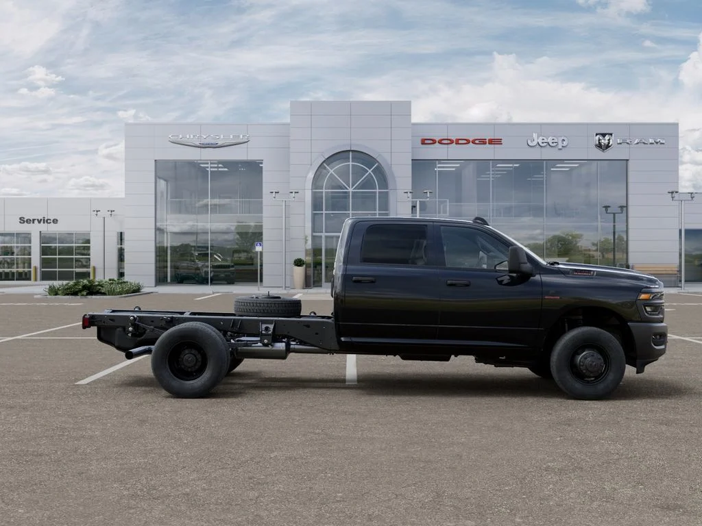 New 2026 Diamond Black Crystal Pearlcoat RAM Tradesman image 21