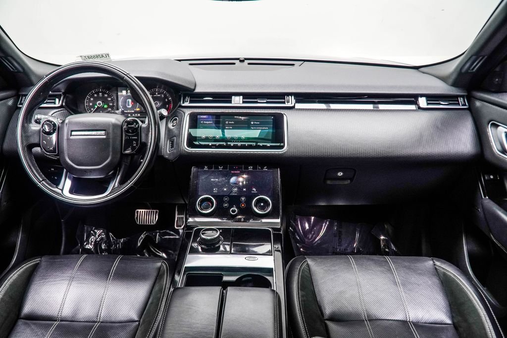Used 2020 Gray Land Rover P250 R-Dynamic S image 6