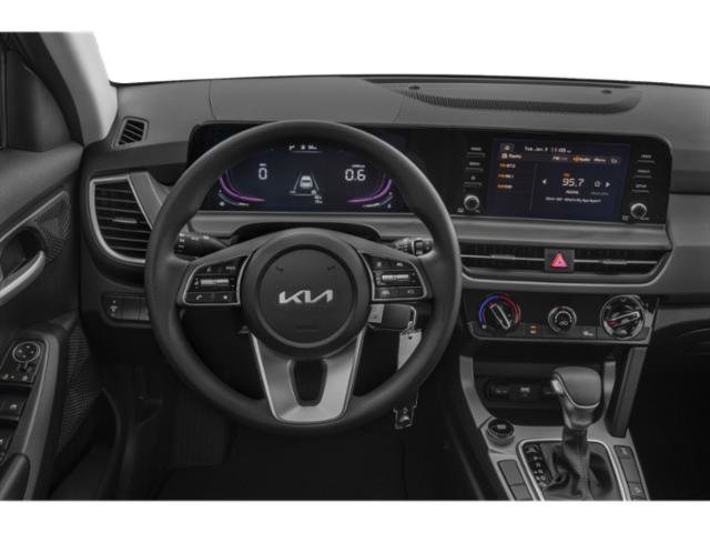 Used 2024 Snow White Pearl Kia LX image 10