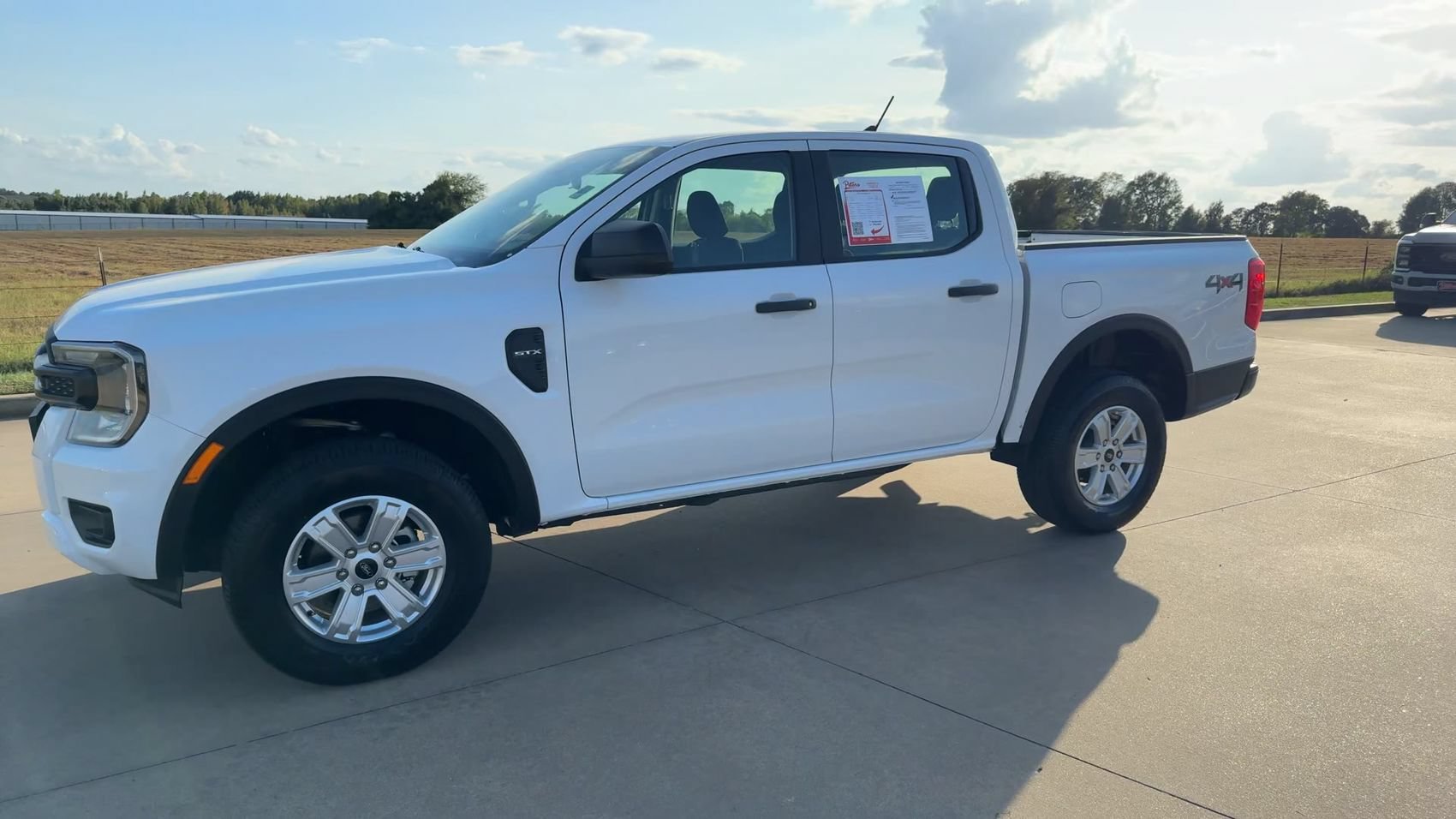 Used 2024 Oxford White Ford XL image 5