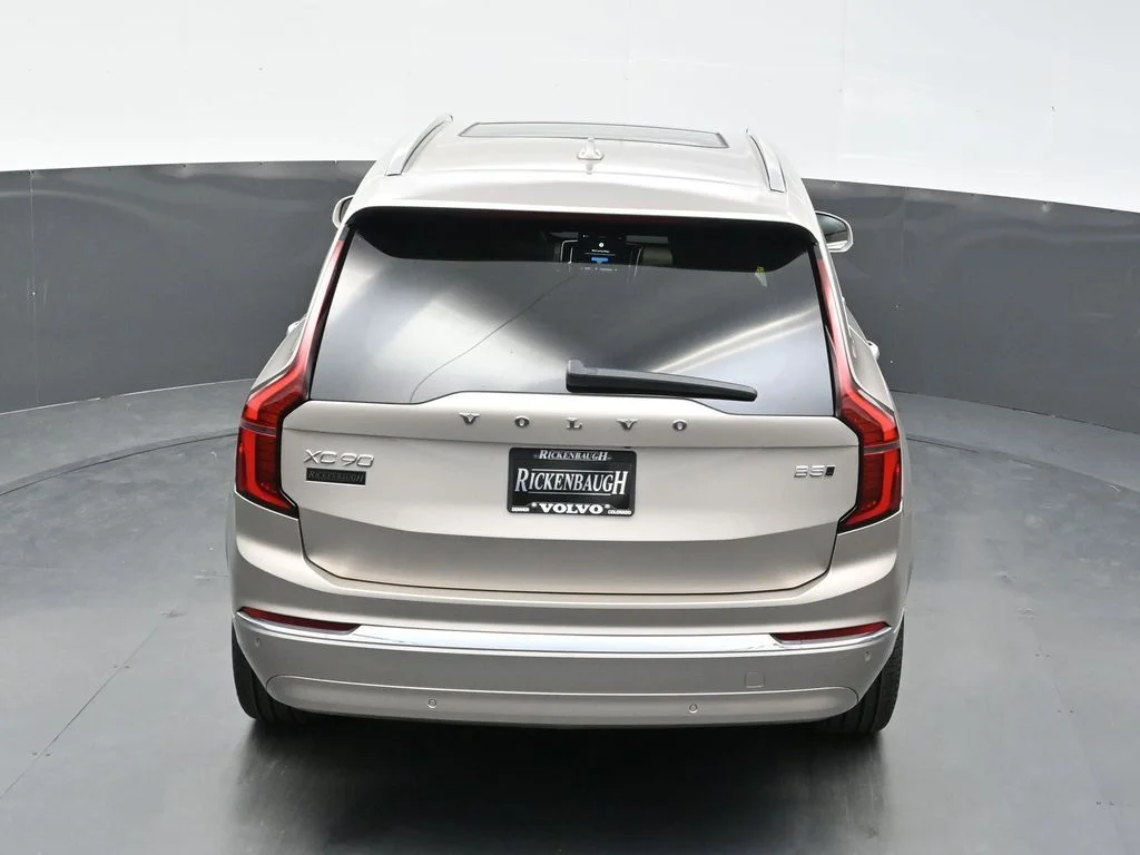 Used 2026 Bright Dusk Volvo Plus image 35