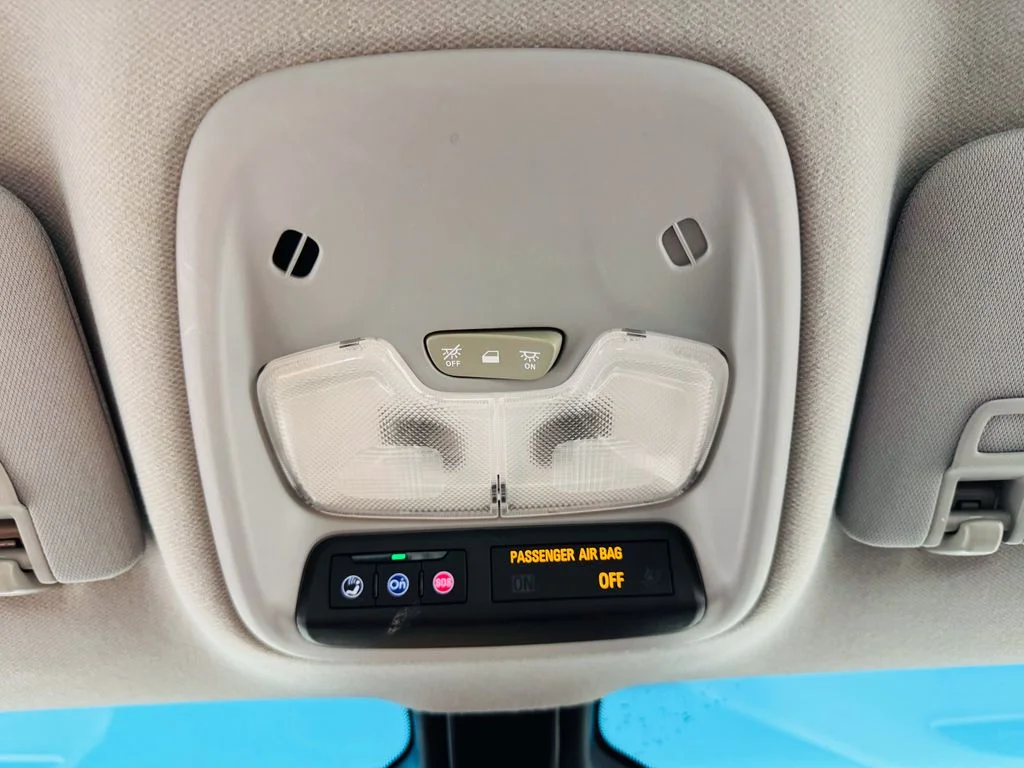 Used 2021 Gray Chevrolet LT image 18