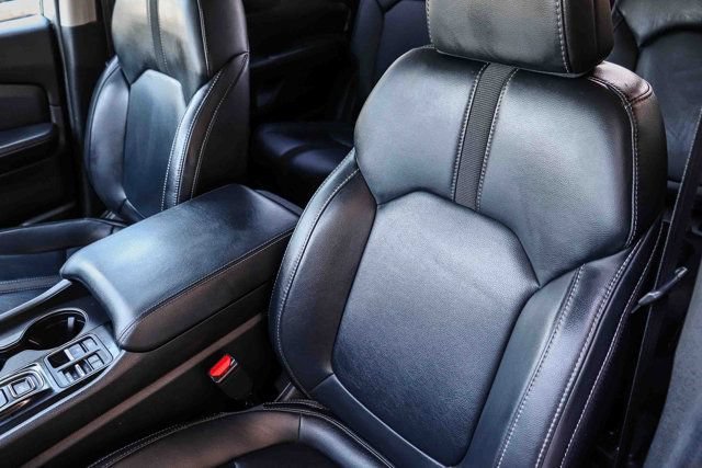 Certified Used 2024 Platinum White Pearl Honda EX-L 7 Passenger image 30