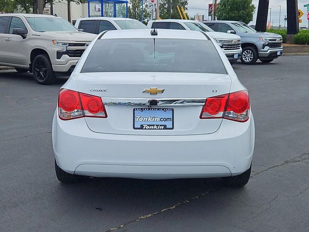 Used 2015 Summit White Chevrolet 1LT image 5