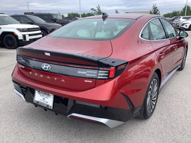New 2025 Red Hyundai SEL image 5