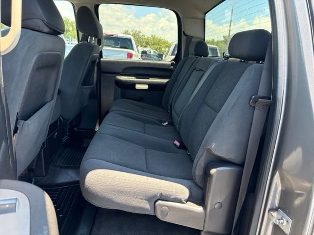 Used 2008 Gray Chevrolet LT image 15