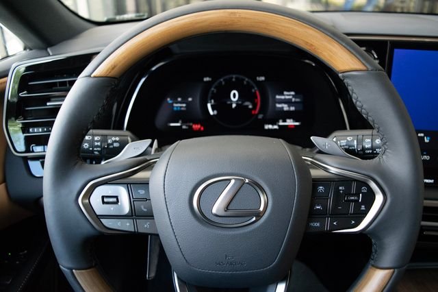 New 2026 Nori Green Pearl Lexus PREMIUM image 12