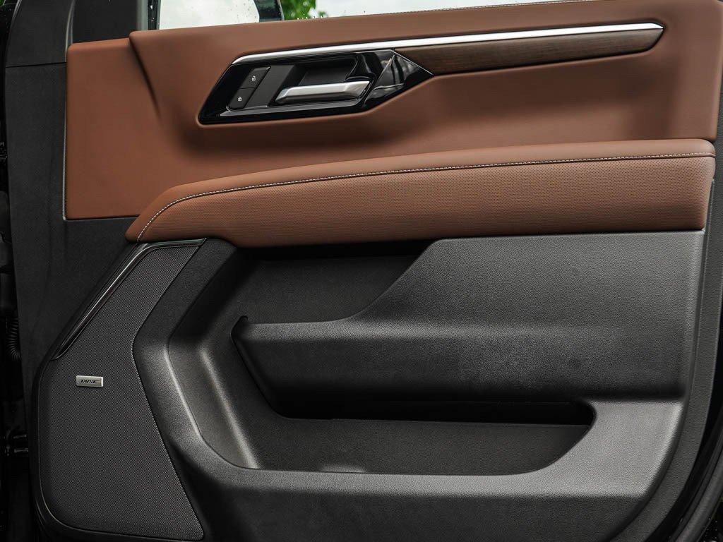 2026 Chevrolet Suburban High Country - Photo 10